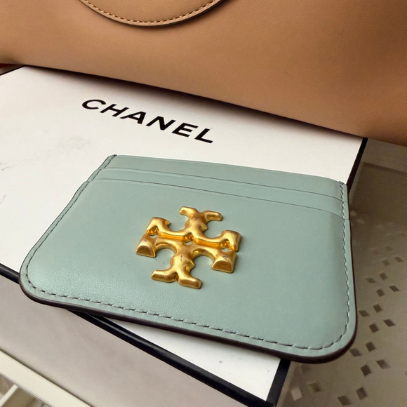Tory Burch Accessories - Eleanor card case wallet